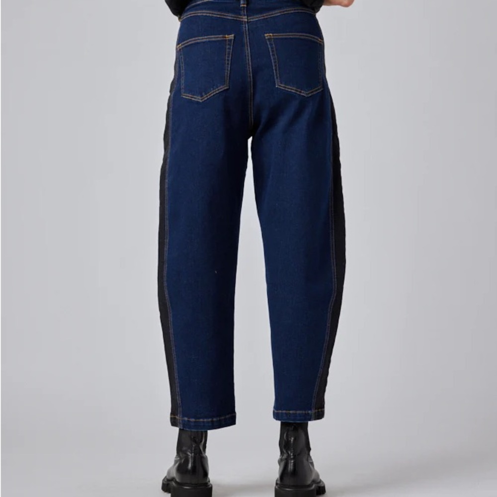 RUTI Women’s Two-Tone Dark Blue Jeans with Black Side Panel - Picture 4 of 12